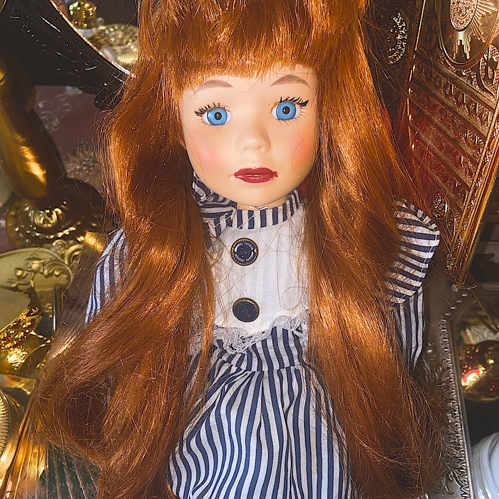 Victorian style porcelaine doll